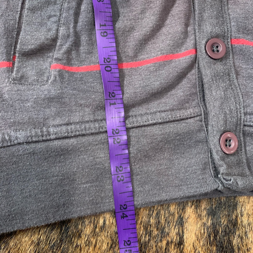 Carbon size small gray with white and red strip button up cardigan with pockets - Picture 6 of 7